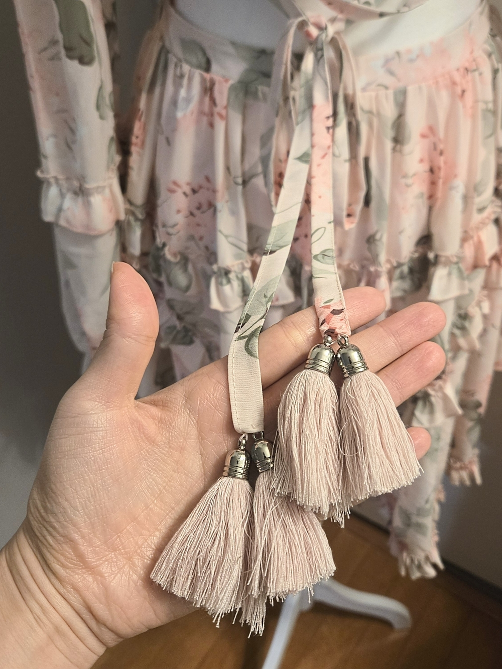 Romantic Blush Pink Floral Cutout Ruffle Mini Dress With Open Back Tide Size M - Picture 7 of 9